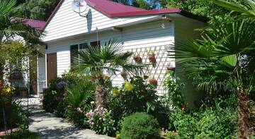 Фотографии Гостевой дом Letniye Domiki Vacation Home г. Лоо Краснодарский край (Россия) №4 Фото Гостевой дом Letniye Domiki Vacation Home г. Лоо 4