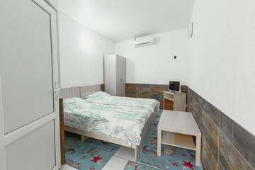 Фото номера Семейный люкс Гостиница Море за окном Эллинг Азовская 18 г. Лоо 6