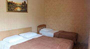 Фото номера Люкс с 2 спальнями Гостиница Tatyana Guest House г. Лоо 11