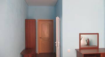 Фото номера Трехместный номер Гостиница Guest house Kilikiya г. Лоо 3