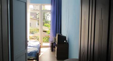 Фото номера Трехместный номер Гостиница Guest house Kilikiya г. Лоо 5