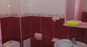 Фото номера Большой двухместный номер Гостиница Guest house Kilikiya г. Лоо 4