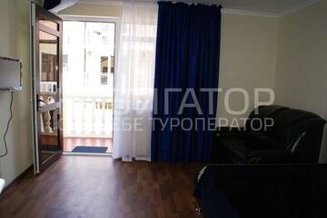 Фото номера Трехместный номер Гостевой дом Амфора г. Лоо 8