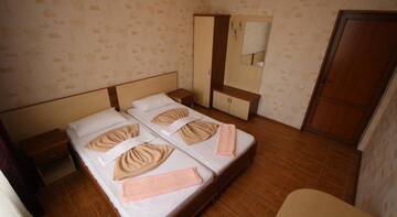 Фото Гостевой дом Анжелика Альбатрос г. Лоо 2