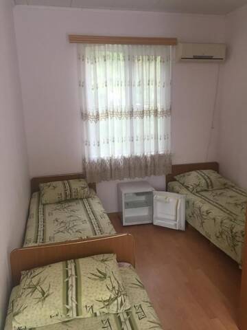 Фото номера Роскошный трехместный номер Гостиница Bely Parus Hotel г. Лоо 4