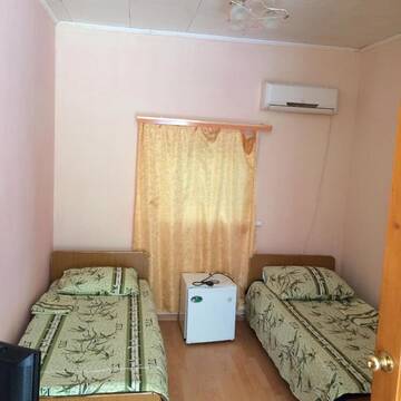 Фото номера Роскошный трехместный номер Гостиница Bely Parus Hotel г. Лоо 8