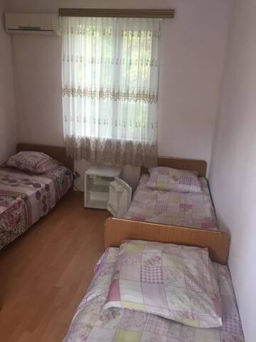 Фото номера Роскошный трехместный номер Гостиница Bely Parus Hotel г. Лоо 5
