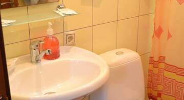 Фото номера Дом с 1 спальней Гостевой дом Letniye Domiki Vacation Home г. Лоо 9