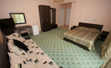 Фото номера Номер повышенной комфортности с балконом Гостиница Alexandria Guest House г. Лоо 4