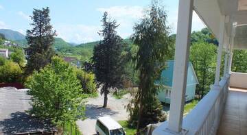 Фото номера Классический трехместный номер Гостиница Guest House Agava г. Лоо 3