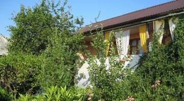Фото номера Коттедж с 3 спальнями Гостевой дом Dom-cottage na Druzhby г. Лоо 9