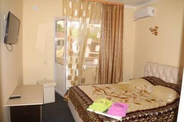Фото номера Большой двухместный номер Гостиница Guest House Solnyshko г. Лоо 2