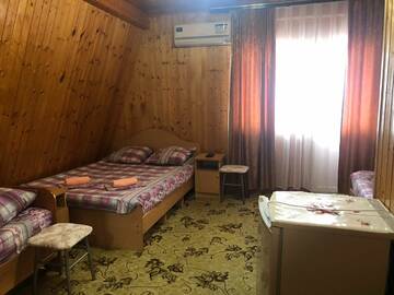 Фото номера Трехместный номер Гостевой дом Сура г. Лоо 4