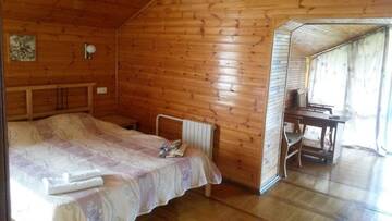 Фото номера Люкс с террасой Гостиница Пансионат «Пенаты» г. Лоо 2